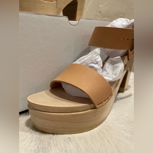 No.6 Two Strap Leather Wood Tan Platform Clog - Picture 3 of 14